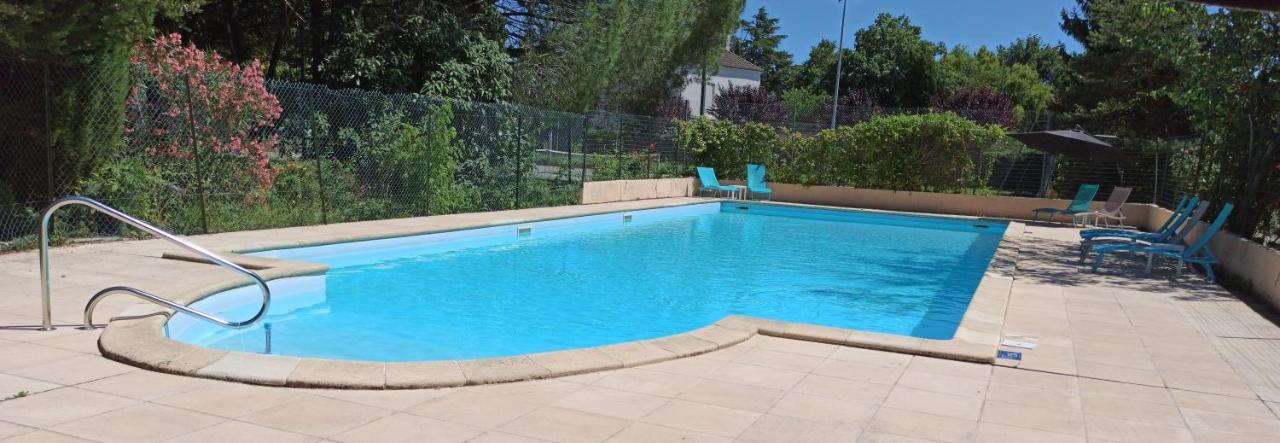 Logis Hotel Le Prince Noir Serignac-sur-Garonne ภายนอก รูปภาพ