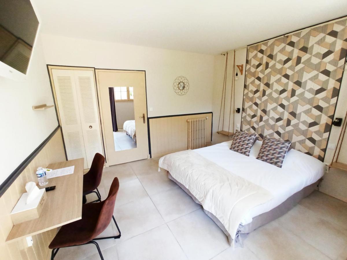 Logis Hotel Le Prince Noir Serignac-sur-Garonne ภายนอก รูปภาพ