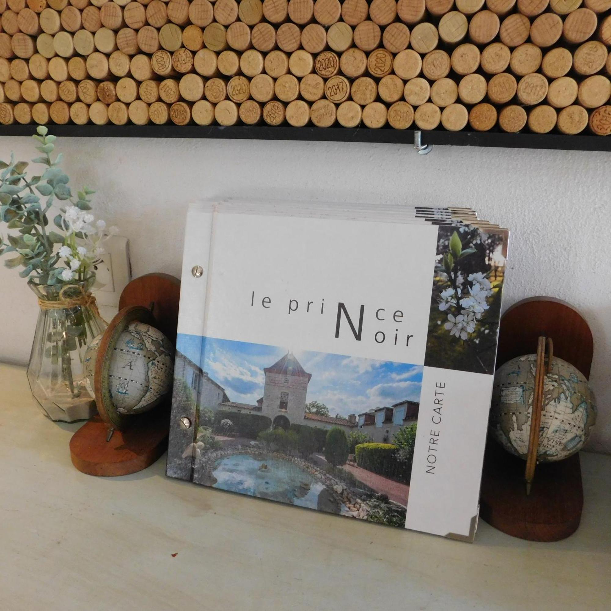 Logis Hotel Le Prince Noir Serignac-sur-Garonne ภายนอก รูปภาพ
